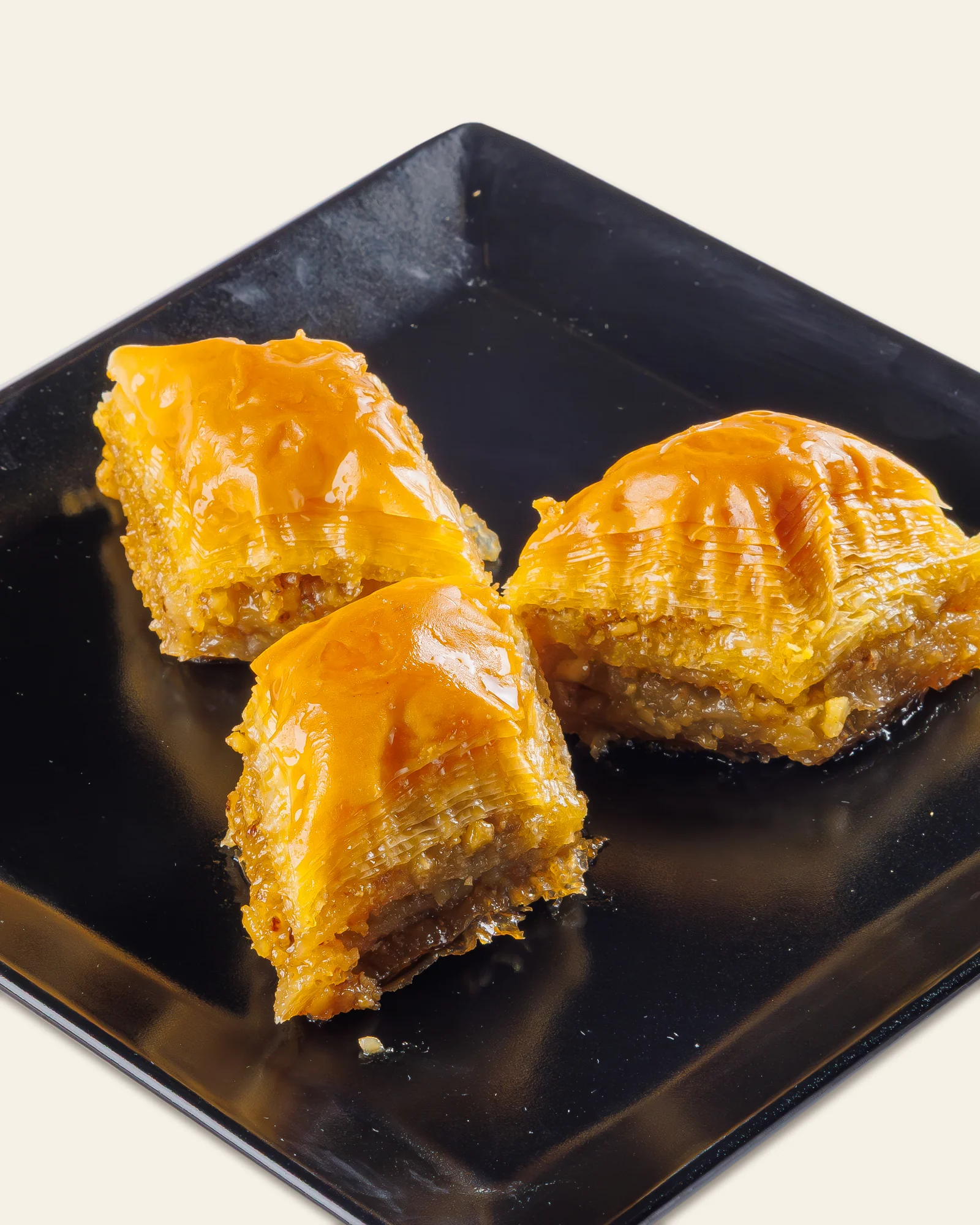Cevizli Ev Baklavası &ndash; Ev Baklavası mit Waln&uuml;ssen &ndash; Nahaufnahme